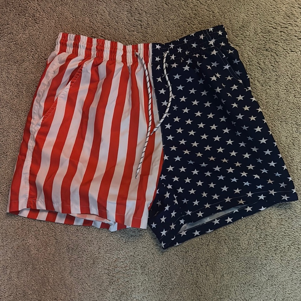 Men’s USA swim trunks